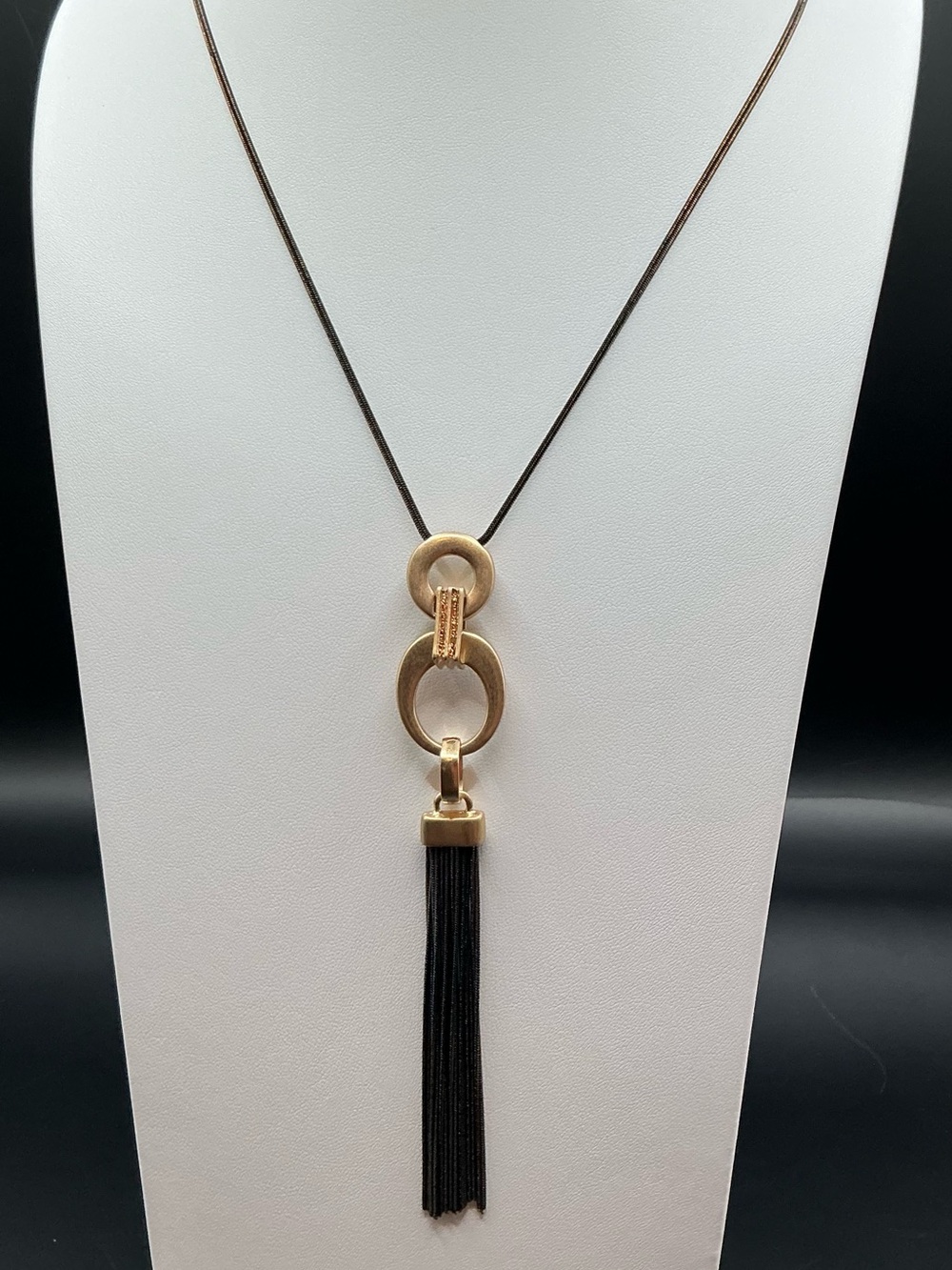 CHRISTOPHER J BANKS LONG COPPER TASSEL GOLD TONE LARIAT NECKLACE NWT